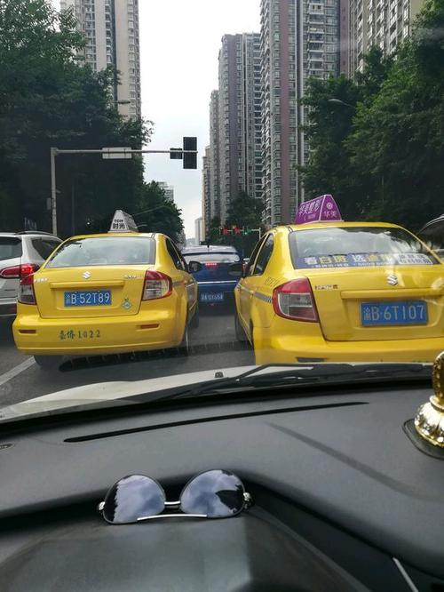 重庆的出租车司机驾驶如此野蛮,为什么政府部门不整顿?